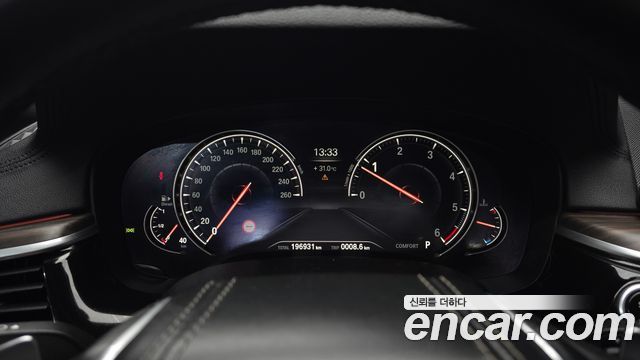 BMW 5 Series (G30) 520d M Sport Package Plus 2017 — фото 8