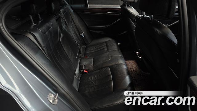 BMW 5 Series (G30) 520d M Sport Package Plus 2017 — фото 11