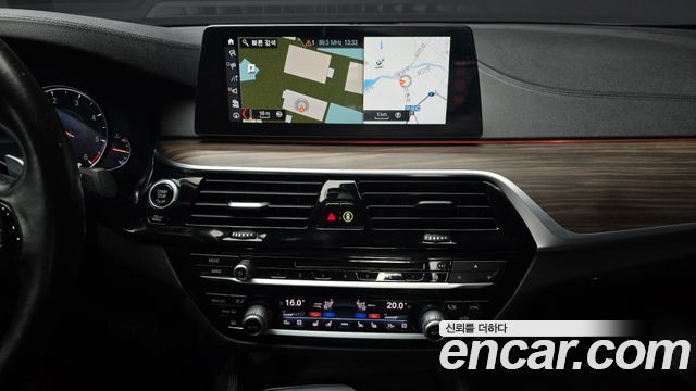 BMW 5 Series (G30) 520d M Sport Package Plus 2017 — фото 14