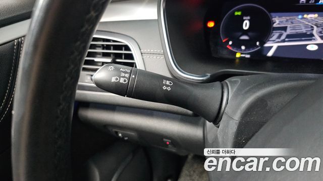 Renault Korea SM6 1.3 TCe RE 2021 — фото 15