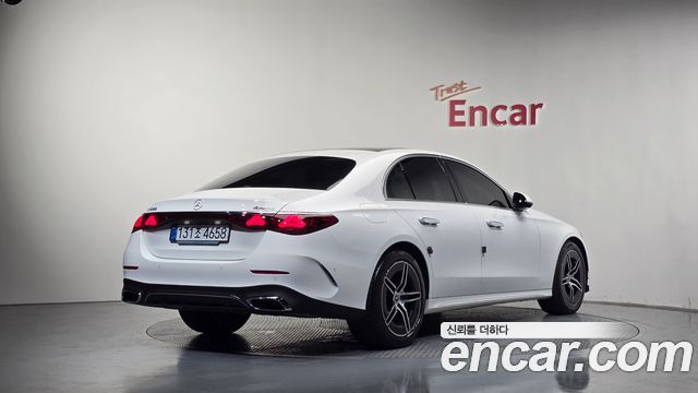Mercedes-Benz E-Class (W214) E300 4MATIC AMG Line 2026 — фото 2