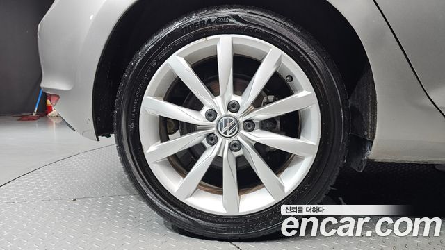 Volkswagen Golf (VII) 2.0 TDI 2015 — фото 5