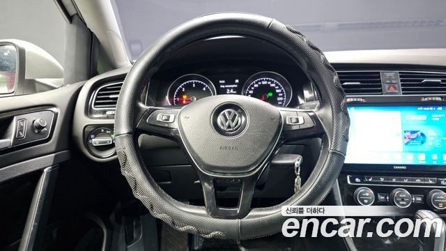 Volkswagen Golf (VII) 2.0 TDI 2015 — фото 17