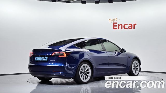 Tesla Model 3 Long Range AWD 2021 — фото 2