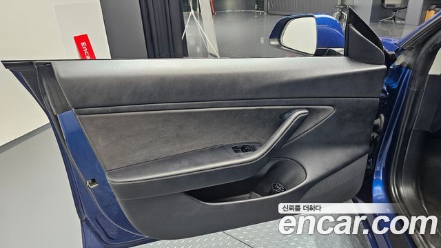 Tesla Model 3 Long Range AWD 2021 — фото 24
