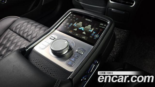 Genesis G90 (RS4) Gasoline 3.5 Turbo e-S/C AWD LWB 2022 — фото 16