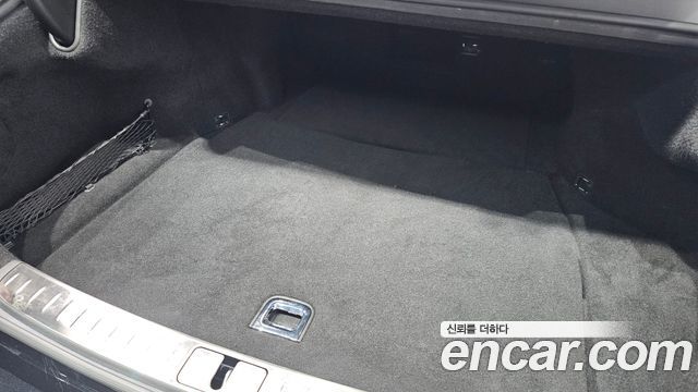 Genesis G90 (RS4) Gasoline 3.5 Turbo e-S/C AWD LWB 2022 — фото 29