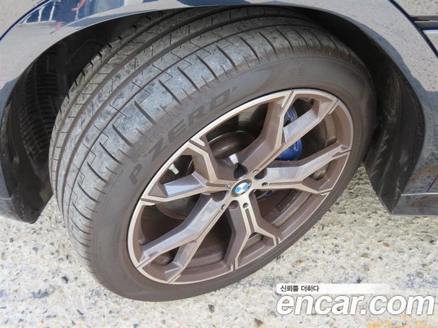 BMW X6 (G06) xDrive40i M Sport 2023 — фото 24
