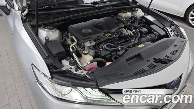 Toyota Camry (XV70) 2.5 XLE Hybrid 2018 — фото 6