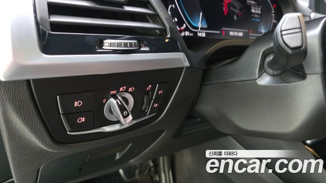 BMW X3 (G01) xDrive 30e M sports Online Exclusive Edition 2021 — фото 14