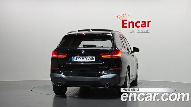 BMW X1 (F48) xDrive 18d M Sport 2022 — фото 4