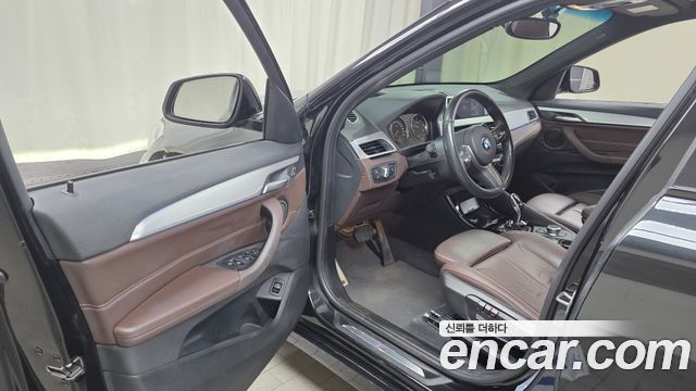 BMW X1 (F48) xDrive 18d M Sport 2022 — фото 10