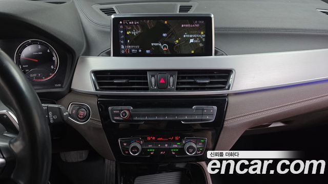 BMW X1 (F48) xDrive 18d M Sport 2022 — фото 13