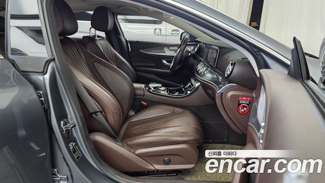Mercedes-Benz CLS-Class (C257) CLS300d AMG Line 2020 — фото 11