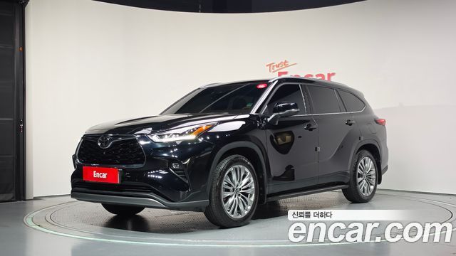 Toyota Highlander (IV) 2.5 4WD Platimum 2025 — фото 1