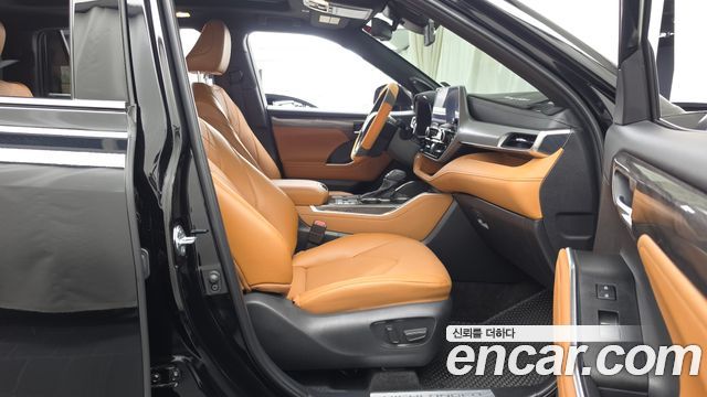 Toyota Highlander (IV) 2.5 4WD Platimum 2025 — фото 11
