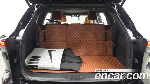 Toyota Highlander (IV) 2.5 4WD Platimum 2025 — фото 20
