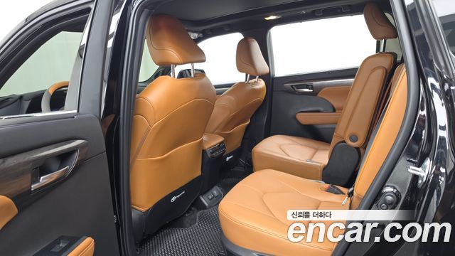 Toyota Highlander (IV) 2.5 4WD Platimum 2025 — фото 26