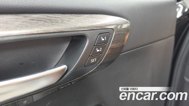 Toyota Highlander (IV) 2.5 4WD Platimum 2025 — фото 29