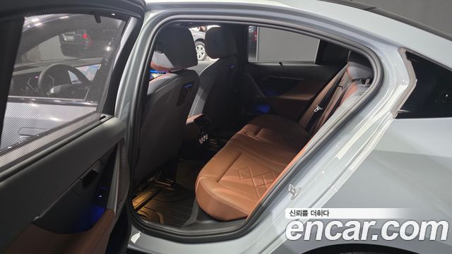 BMW 5 Series (G60) 530i xDrive M Sport 2025 — фото 15