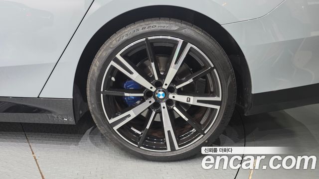 BMW 5 Series (G60) 530i xDrive M Sport 2025 — фото 27