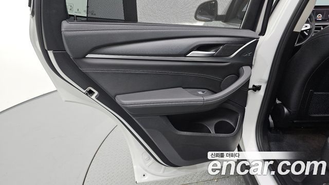 BMW X3 (G01) xDrive 20i 2024 — фото 31