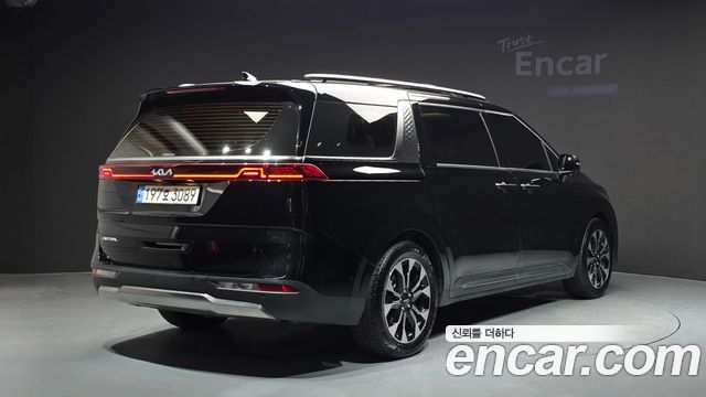 Kia Carnival (IV) Gasoline 9-Seater Signature 2023 — фото 2