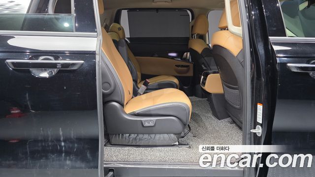 Kia Carnival (IV) Gasoline 9-Seater Signature 2023 — фото 16