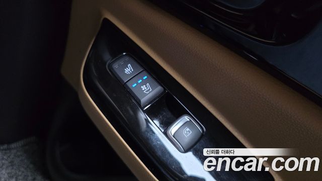Kia Carnival (IV) Gasoline 9-Seater Signature 2023 — фото 22