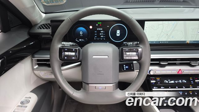 Hyundai Grandeur (GN7) 2,5 Gasoline 2WD Premium 2023 — фото 13