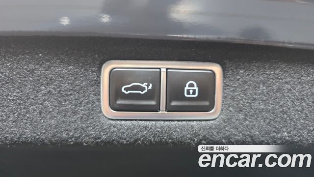Hyundai Grandeur (GN7) 2,5 Gasoline 2WD Premium 2023 — фото 20