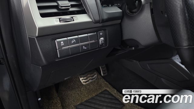KG Mobility (SsangYong) Rexton Sports Diesel 2.2 4WD Prestige 2018 — фото 14