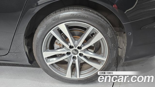 Audi A6 (C8) 45 TFSI Quattro Premium 2022 — фото 5