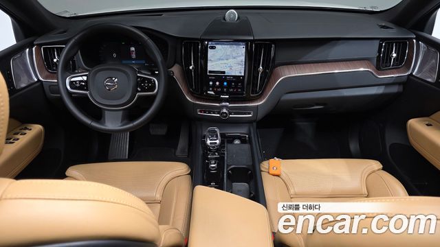 Volvo XC60 (II) B5 Ultimate Bright 2023 — фото 7