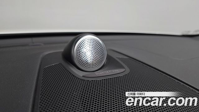 Volvo XC60 (II) B5 Ultimate Bright 2023 — фото 17