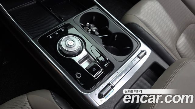 Kia Carnival (IV) Gasoline 7-Seater Gravity 2025 — фото 9