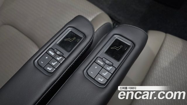 Kia Carnival (IV) Gasoline 7-Seater Gravity 2025 — фото 19