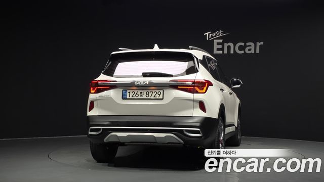 Kia Seltos Gasoline 1.6 Turbo 2WD Signature 2023 — фото 4