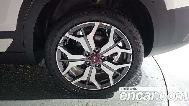 Kia Seltos Gasoline 1.6 Turbo 2WD Signature 2023 — фото 21