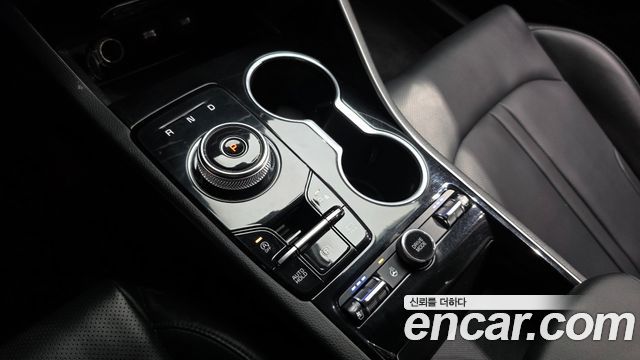 Kia K5 (III) 2.0 Prestige 2022 — фото 9