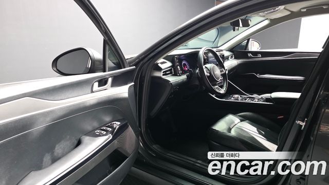 Kia K5 (III) 2.0 Prestige 2022 — фото 10