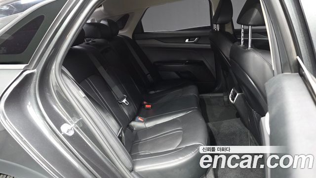 Kia K5 (III) 2.0 Prestige 2022 — фото 12