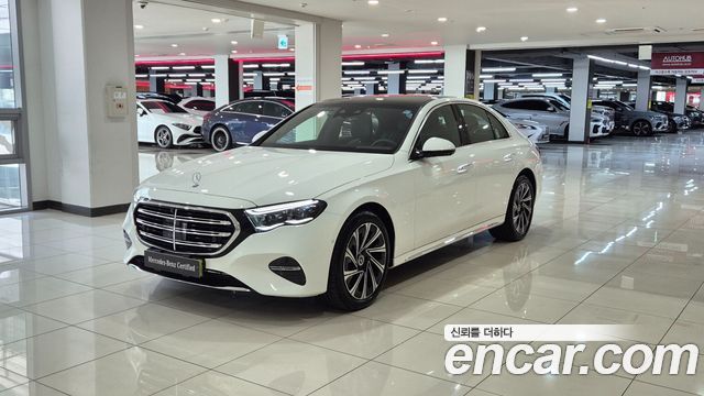 Mercedes-Benz E-Class (W214) E300 4MATIC Exclusive