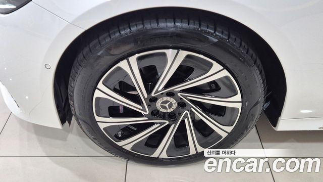 Mercedes-Benz E-Class (W214) E300 4MATIC Exclusive 2025 — фото 5