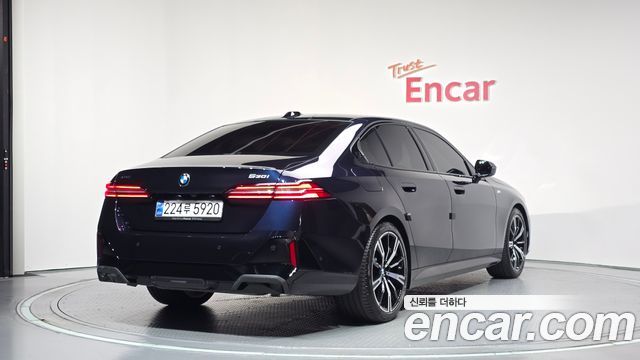 BMW 5 Series (G60) 530i xDrive M Sport 2024 — фото 2