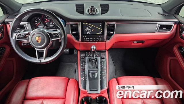 Porsche Macan 2.0 95B 2018 — фото 7