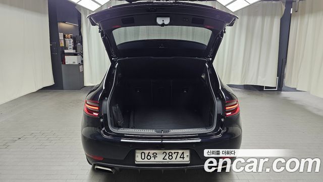 Porsche Macan 2.0 95B 2018 — фото 18