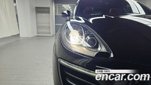 Porsche Macan 2.0 95B 2018 — фото 22