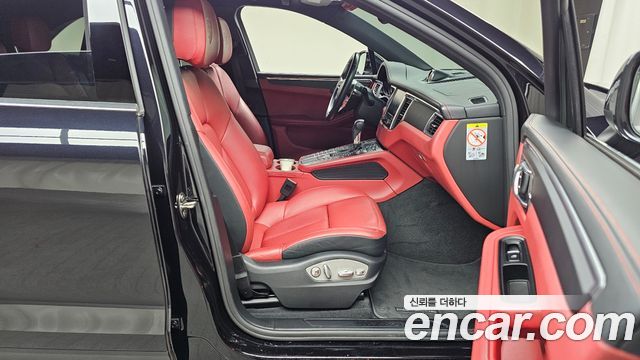 Porsche Macan 2.0 95B 2018 — фото 26