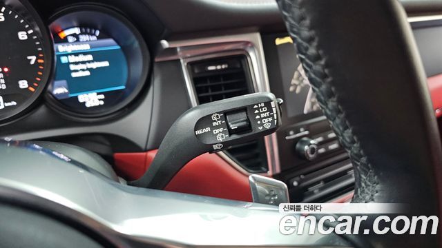 Porsche Macan 2.0 95B 2018 — фото 28